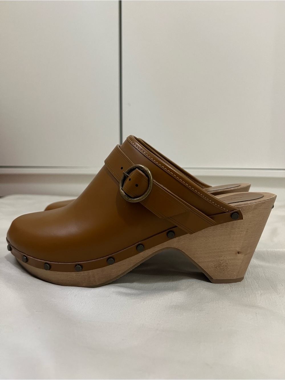 Isabel Marant Tan Leather Clog Mules with Wood Heel / Size 40